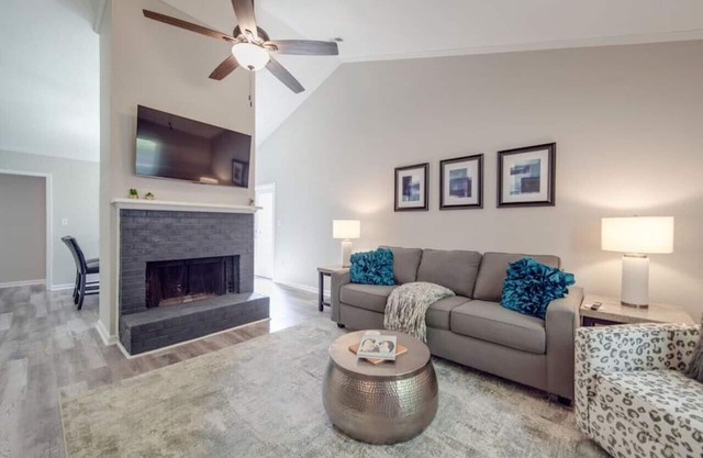 Cozy 3-BR Bungalow—City Views—Fire Pit—Football!