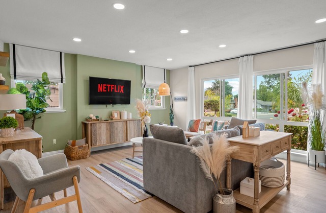 Cozy 3B/2B Near Ontario Airport and Toyota Arena