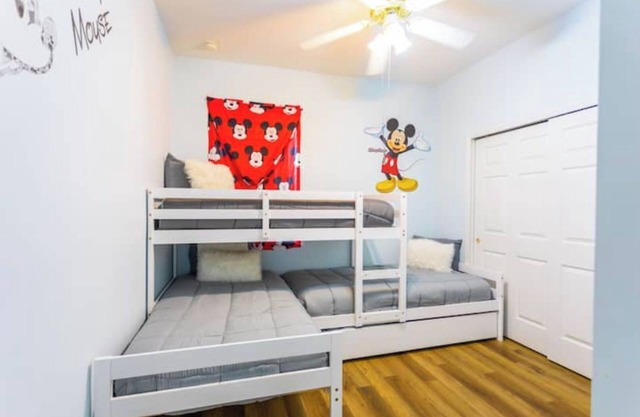 Cozy 4BR Home, Legacy Park, Near Disney Parks