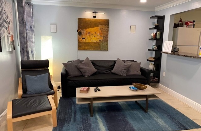 Acogedor y moderno 2/1 apto cerca de Midtown Miami y South Beach