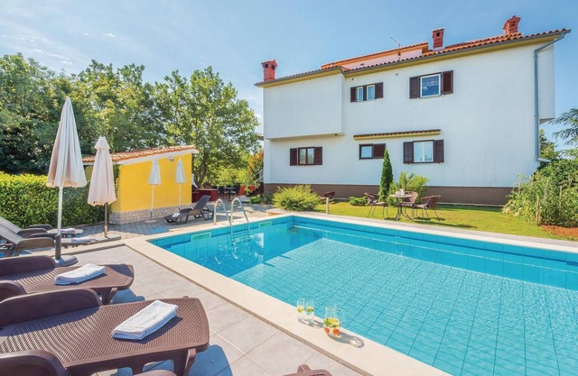 Acogedor apartamento en Labin con WiFi