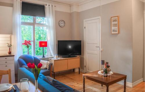 Cozy Apartment In Storfors With Wifi