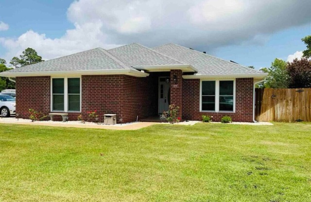 Cozy Beach Retreat w/ Pool & Ping Pong Table