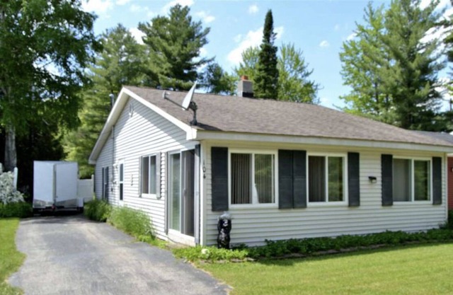 Cozy Cabin Lake view and access