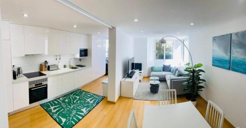 Cozy Cascais 3 Bed 2 Bath