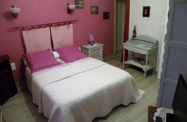 Chalet acogedor con chimenea y admite mascotas