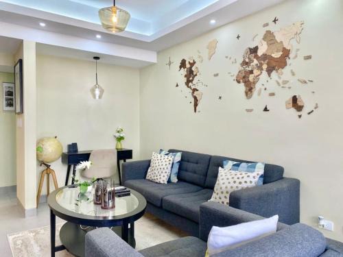 Cozy City Center Condo, Full AC