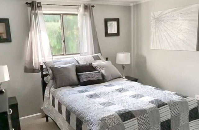 Cozy condo. Full resort access. Great for couples and families.