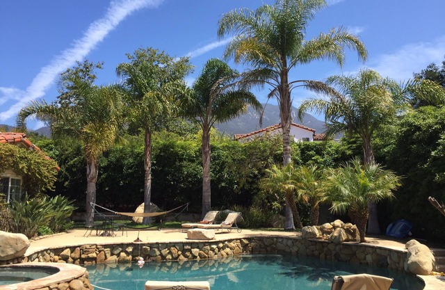 ~ * ~ Cottage acogedor en Montecito ~ * ~ Pet Friendly -Pool
