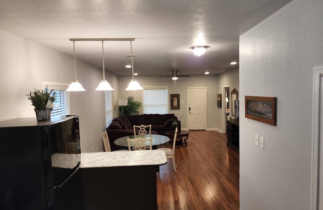 Cozy cottage newly rotavated 25 minutes from DeGray Lake