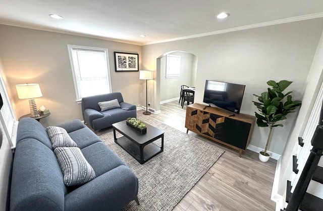 Cozy Family, Pet-Friendly 3B2B Home in Prime SE DC