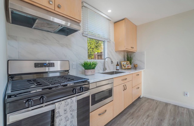 Cozy fully upgraded ADU with AC in Covina