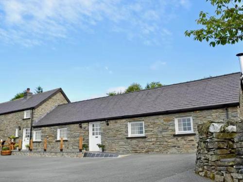 Cozy Grofftau Cottage in Ystrad Meurig
