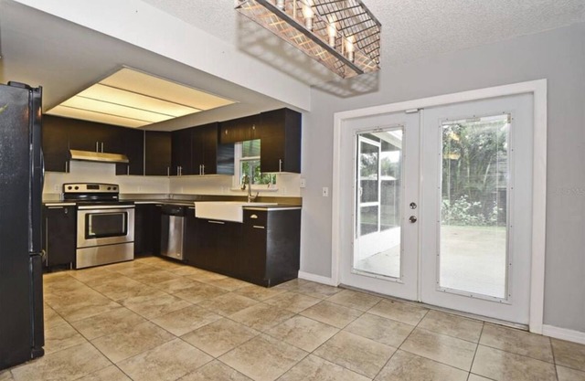 Cozy home away from home on private property