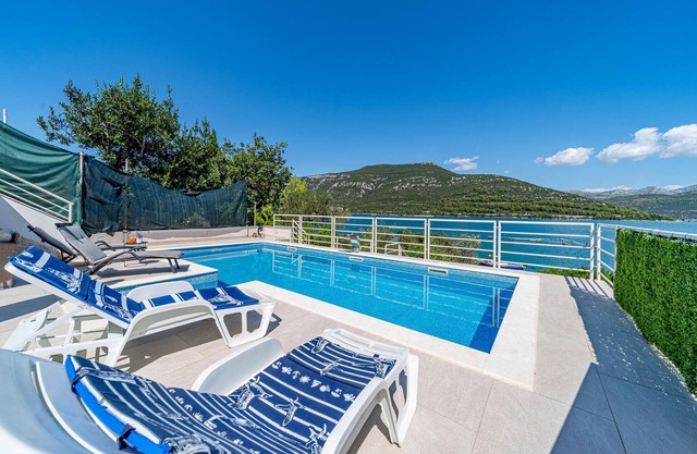 Acogedora casa en Ston con WiFi