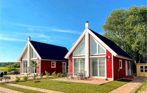 Cozy Home In Zerpenschleuse With Wifi