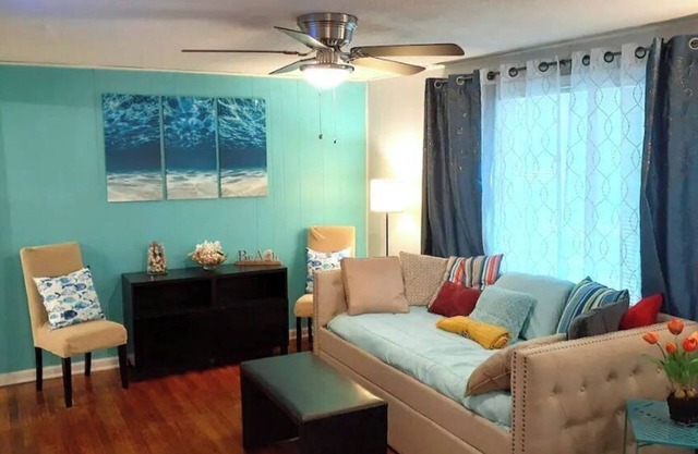 Cozy home, Quiet, Safe, WI-FI, Pet Friendly