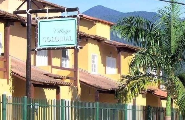 ACOGEDORA CASA, EXCELENTE UBICACIÓN, CERCA DE TODO, TOTAL SEGURIDAD Y BUEN PRECIO.