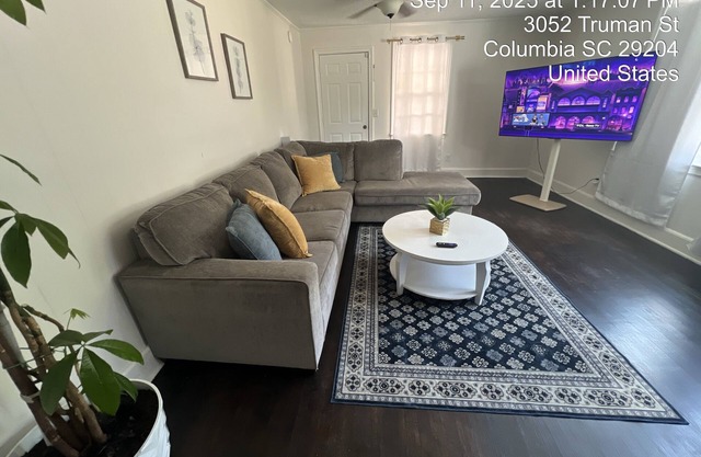 Cozy house in Columbia min from downtown,Fort Jackson, USC, Columbia airport.