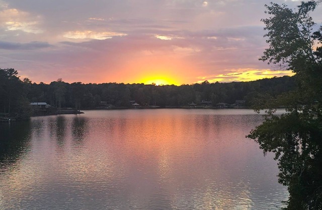 Cozy Lake Martin Retreat - 3BR Getaway with Fireplace & Peaceful Views