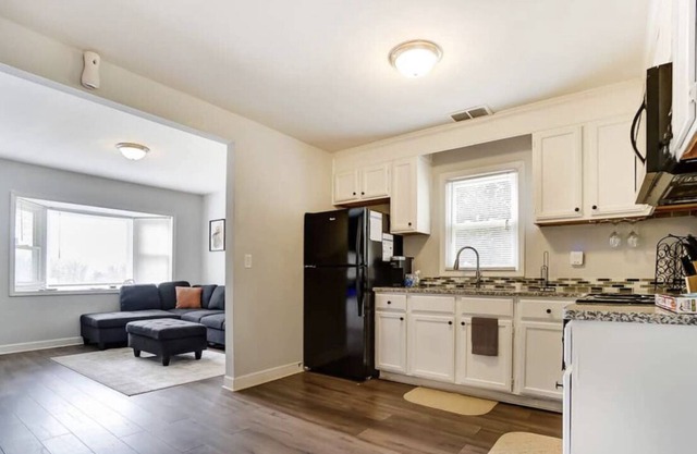 Cozy Mid-Term Rental!