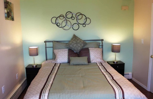 Acogedor apartamento moderno de 2 dormitorios cerca de Boston