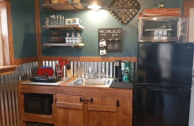 Cozy Mountain Retreat