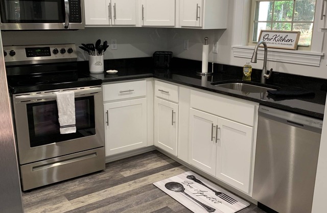 Cozy New Home in Clemson/Seneca - 10 minutes to University