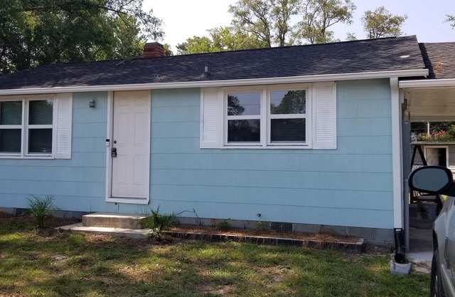 Cozy Ocean Isle Cottage