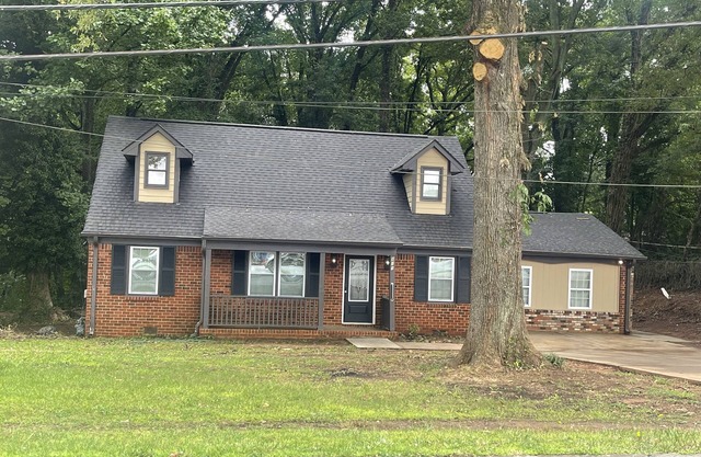 Cozy Relaxing 4-bedroom House in Forest Park
