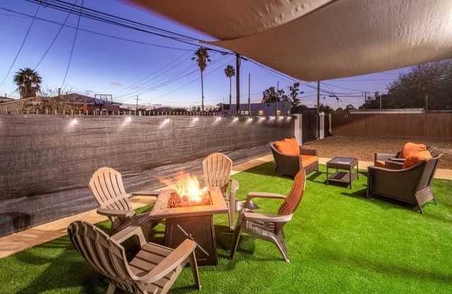 Cozy Renovated Spanish Home near Downtown SD!