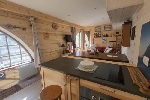 Cozy retreat just steps from the slopes