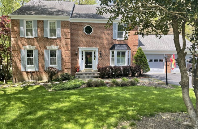 Cozy retreat with everything you need within 10 minutes