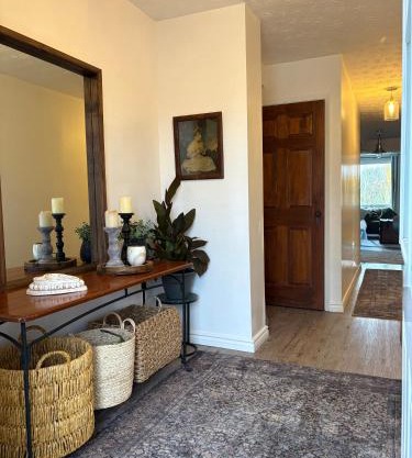 Cozy Room in Elliot Lake