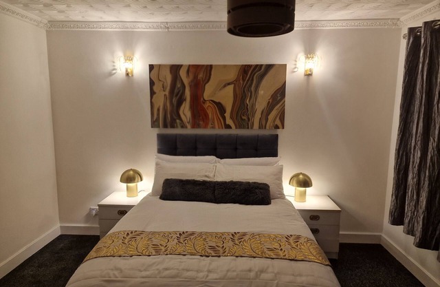 Cozy Steyn Guest Lodge - 6 Bedrooms