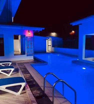 Cozy Studio-Garden Pool Restaurant, 5 mins to CBD