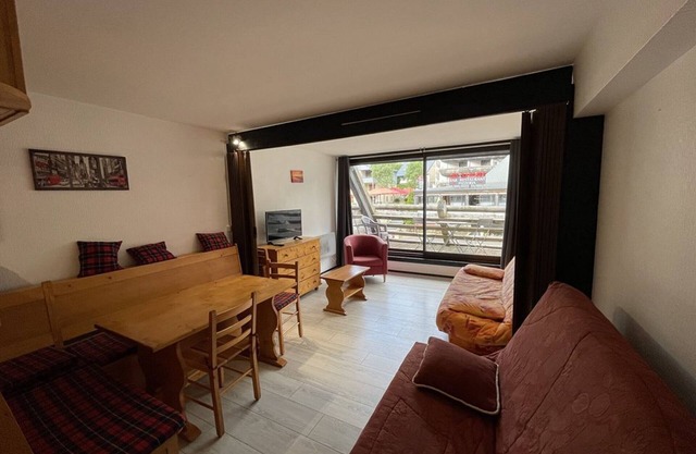 Acogedor estudio en el corazón de la estación, balcón, ideal para 4 personas