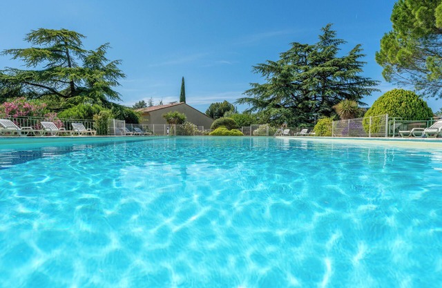 Cozy T2 cottage with private terrace