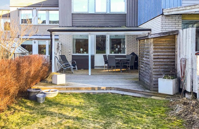 Alojamiento de 4 habitaciones en Ekerö