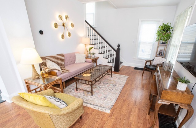 Cozy Two-Bedroom Bungalow with New Kitchen