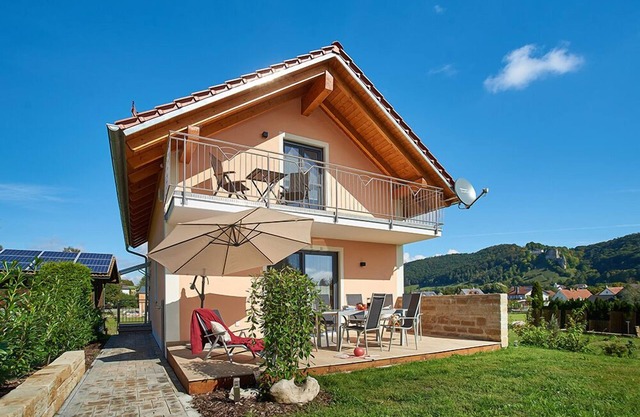 Cozy vacation home (115 sqm) with terrace and balcony