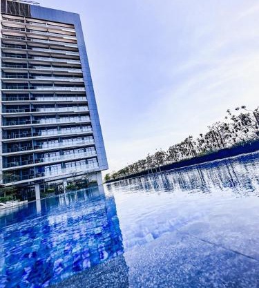 Cozy Vertu Ciputra World Studio Apartment in Surabaya by Le Ciel Hospitality