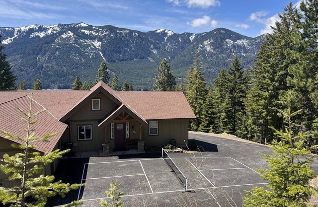 Cozy Views Hot Tub Pickleball 6 acres