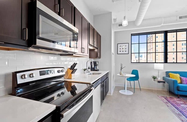 Cozysuites Modern 1BR Downtown Pittsburgh