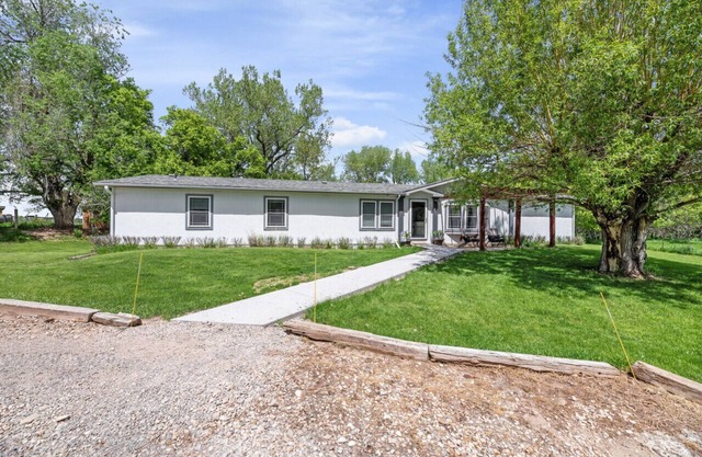 Creekside Corner - Spearfish