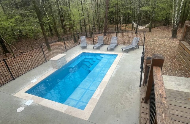 Private Pool Creek Huge Deck Peaceful Views