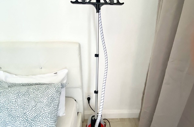 Crown9 Suite (Sunset & City View)@Empire City