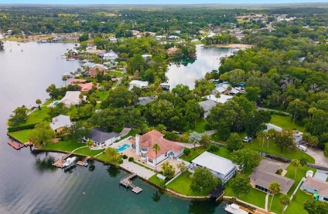 Crystal River Manatee Palace A Waterfront Retreat HEATED POOL!