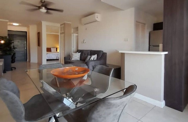 CTBH @ Brompton #38 [1-Bedroom w/ Pool]