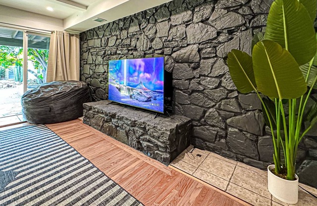 Cubier - Stunning 6BR 4BA Oasis with Pool-Lou1-Lad